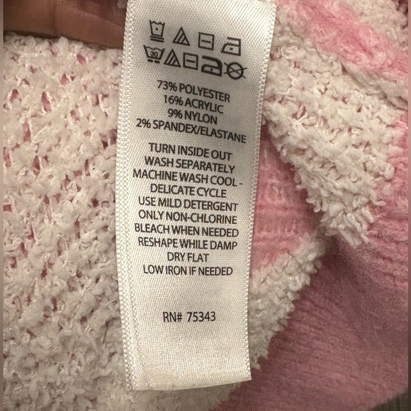 Cupcakes and Cashmere Pink Heart Sweater | Size S - Picture 5 of 5